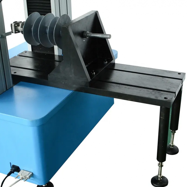 Insulator Tension and Flexure-Torsion Testing Machine2